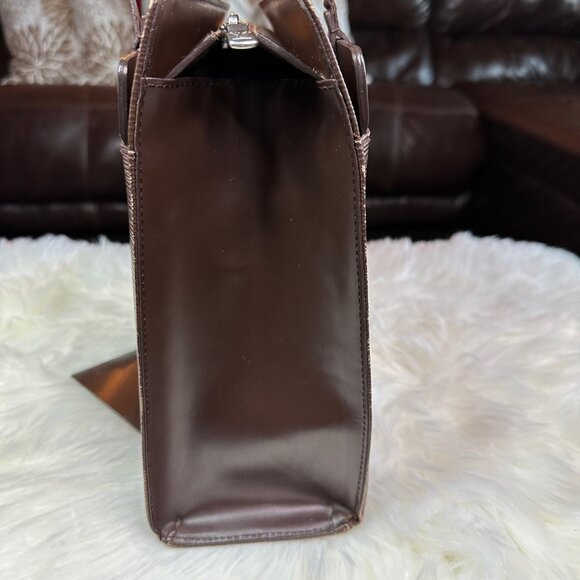 Authentic Louis Vuitton Epi Leather Croisette PM Tote Bag - Picture 4 of 17